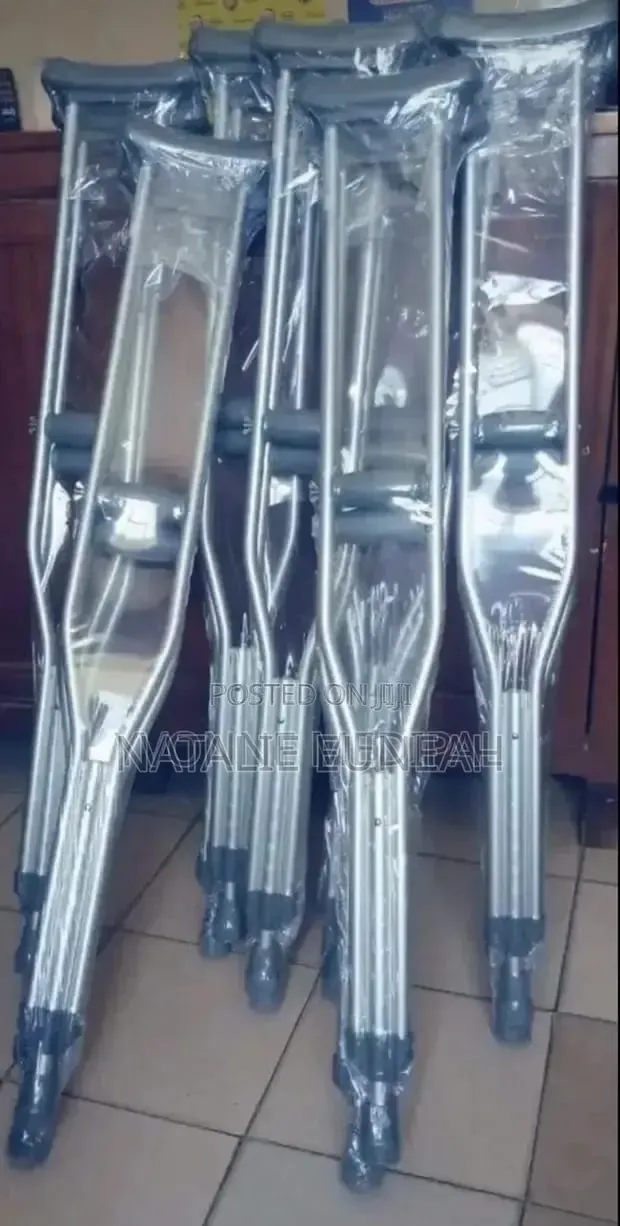 Underarm Crutches