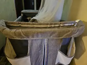 Cosleeper Baby Bassinet at Throw Away Price