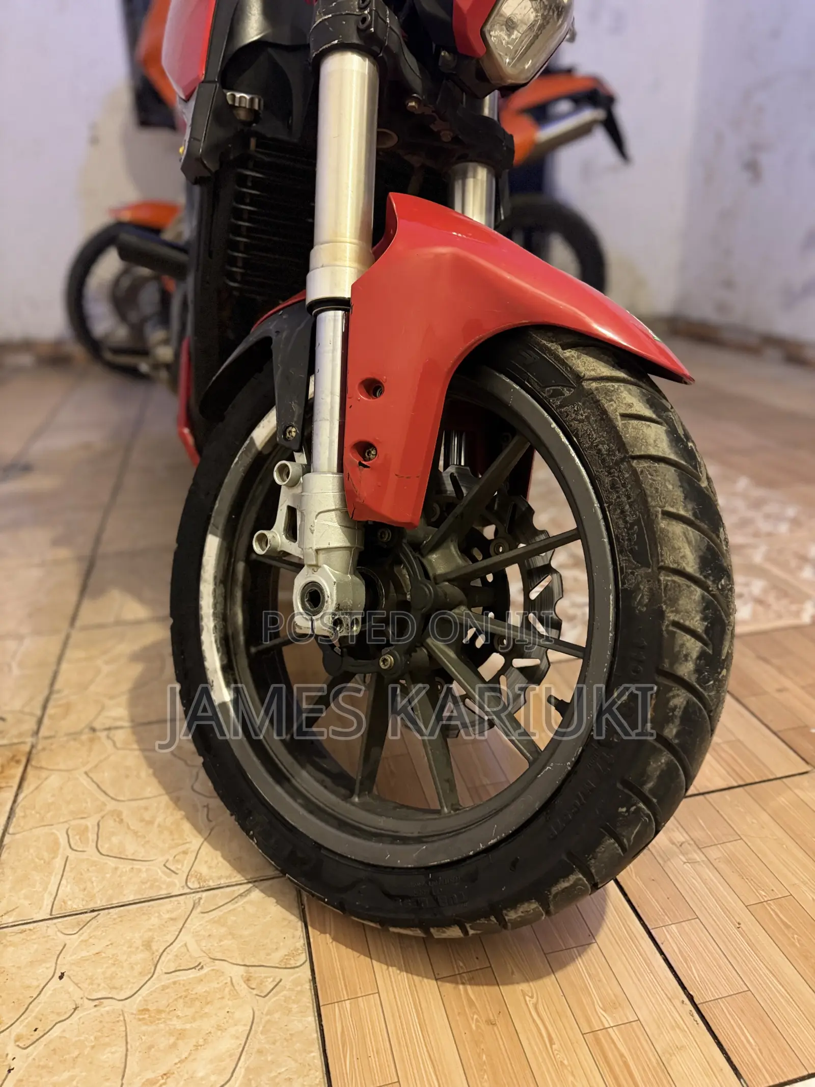 Benelli TNT 2018 Red