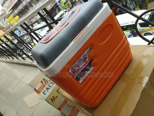 Pacific 32L Heavy Duty Cooler Box for Picnic and Fishing