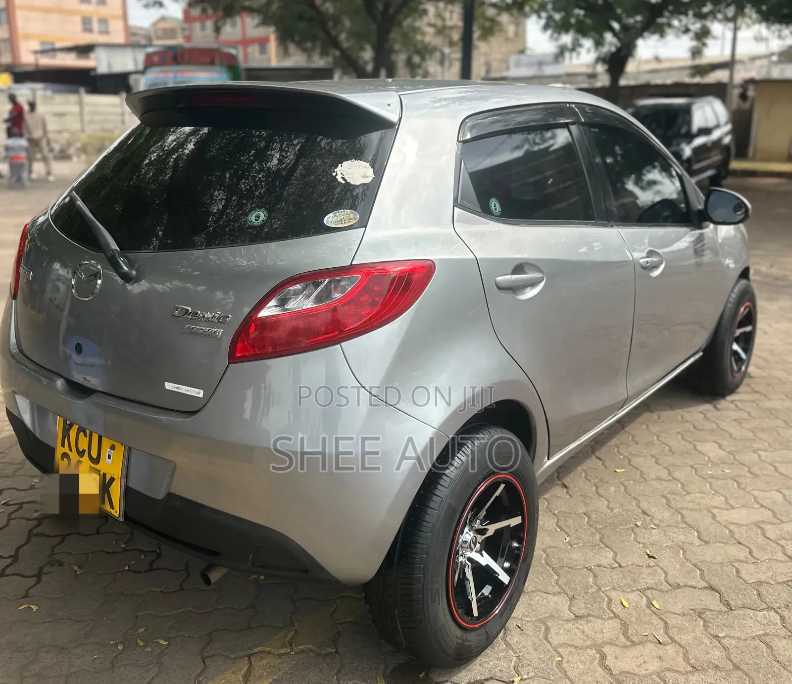 Mazda Demio 2013 Silver