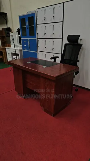 1.2M Mahogany Home/Office Desk