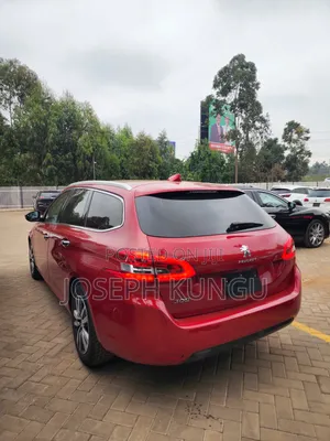 Peugeot 308 2019 Red