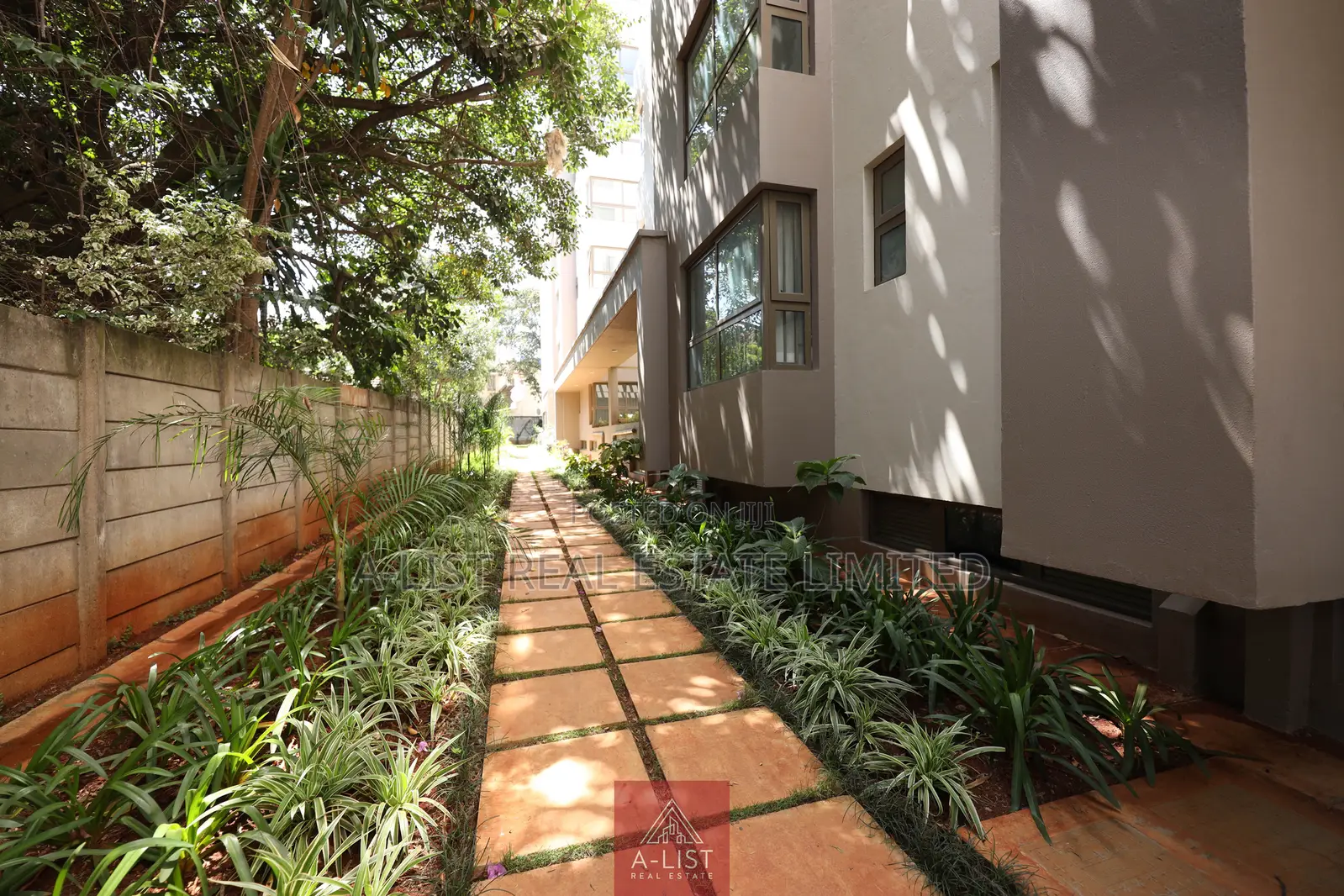 2bdrm Apartment in Muthangari for rent