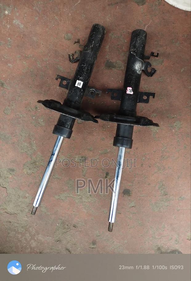 Nissan Extrail T32 Front Shock