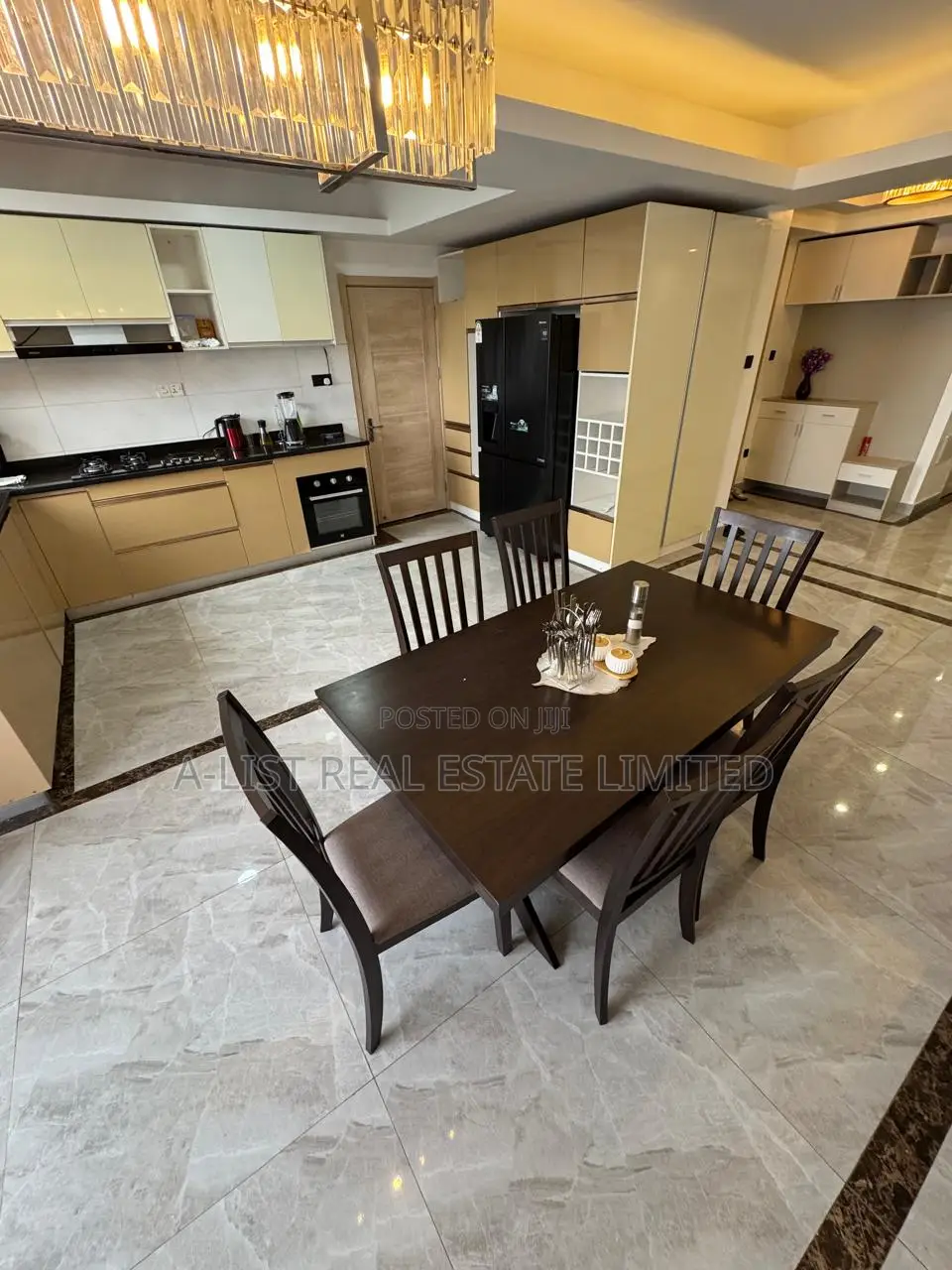 Furnished 4bdrm Apartment in Valley Arcade for rent
