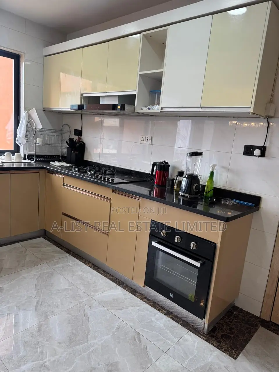Furnished 4bdrm Apartment in Valley Arcade for rent
