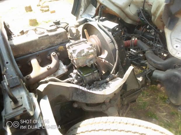 Mitsubishi Canter KCF - thumbnail 3