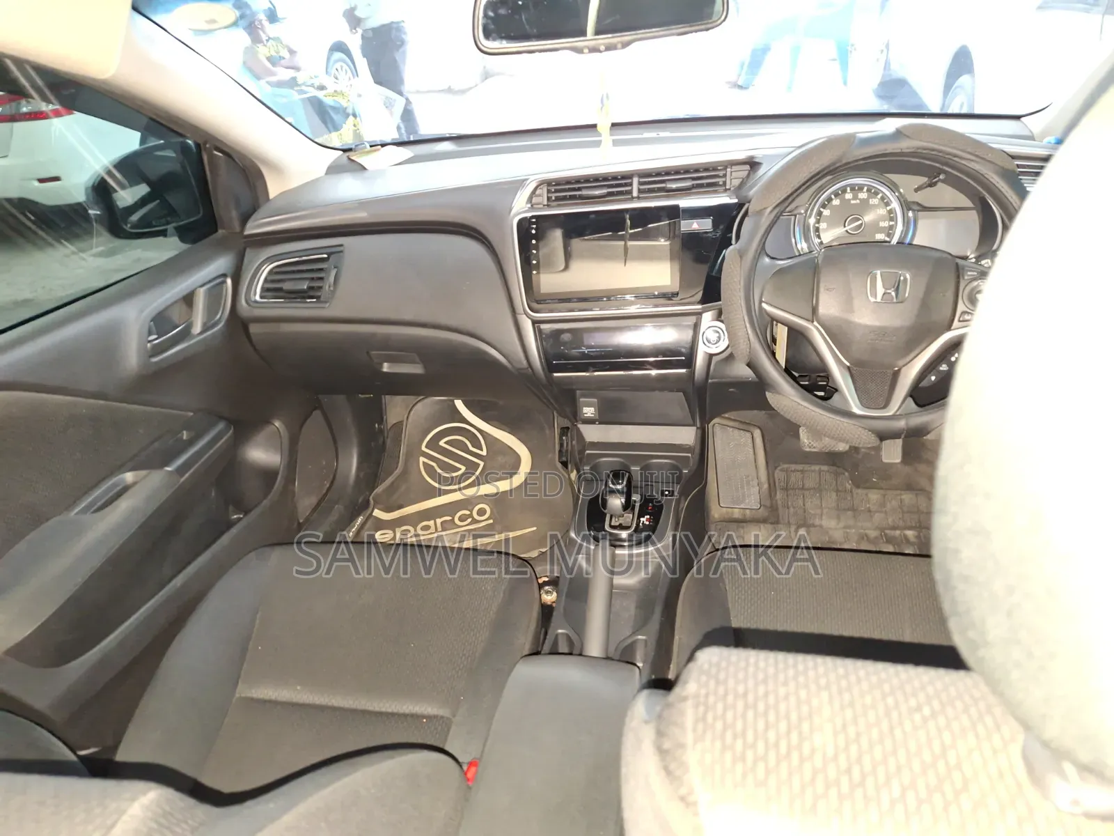 Honda Grace 2018 Silver
