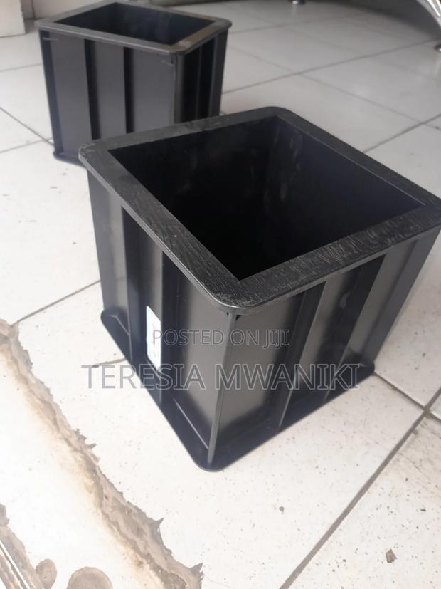 Plastic Mould Testing Cubes 150mm X 150mm ×150mm