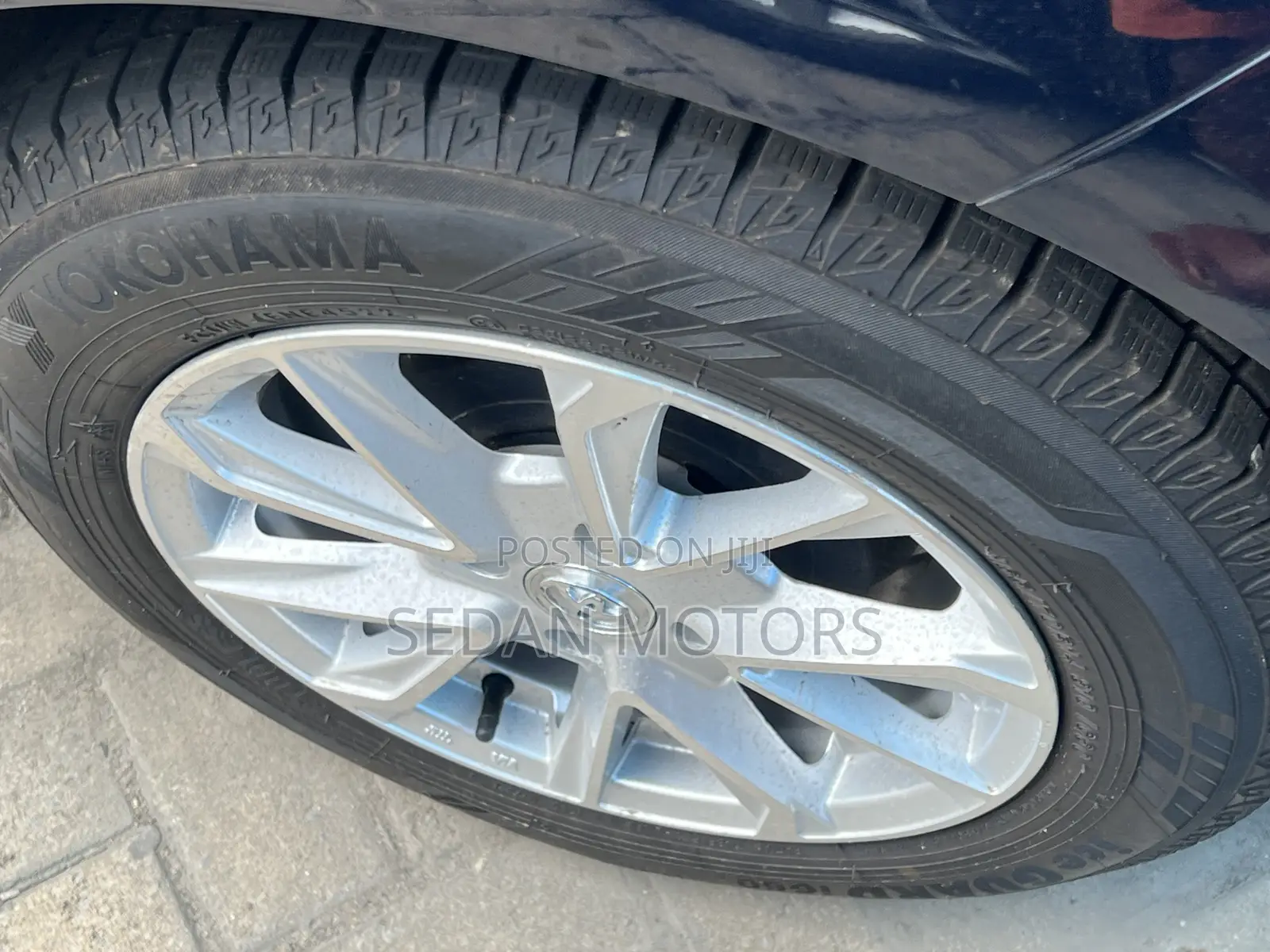 Toyota Vitz 2019 Blue