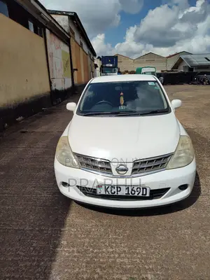 Nissan Tiida 2010 White