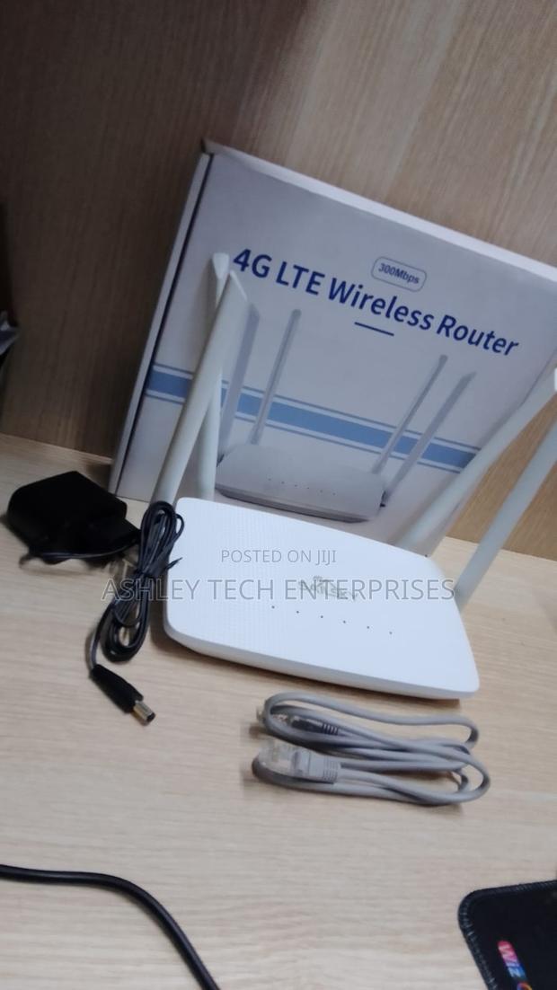 Pro Edition Sailsky 4G Router – Portable Internet Solution - main view