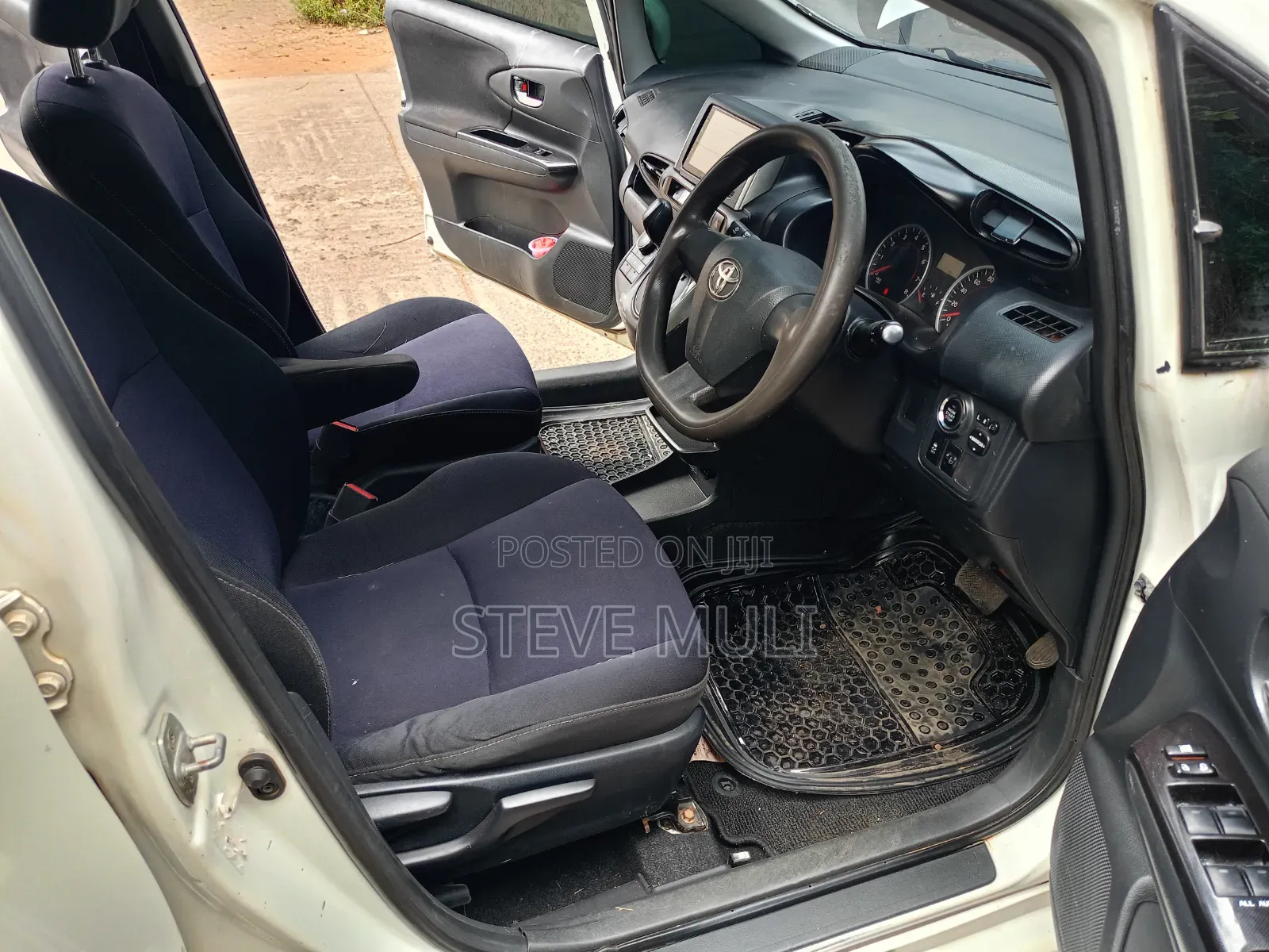 Toyota Wish 2012 White