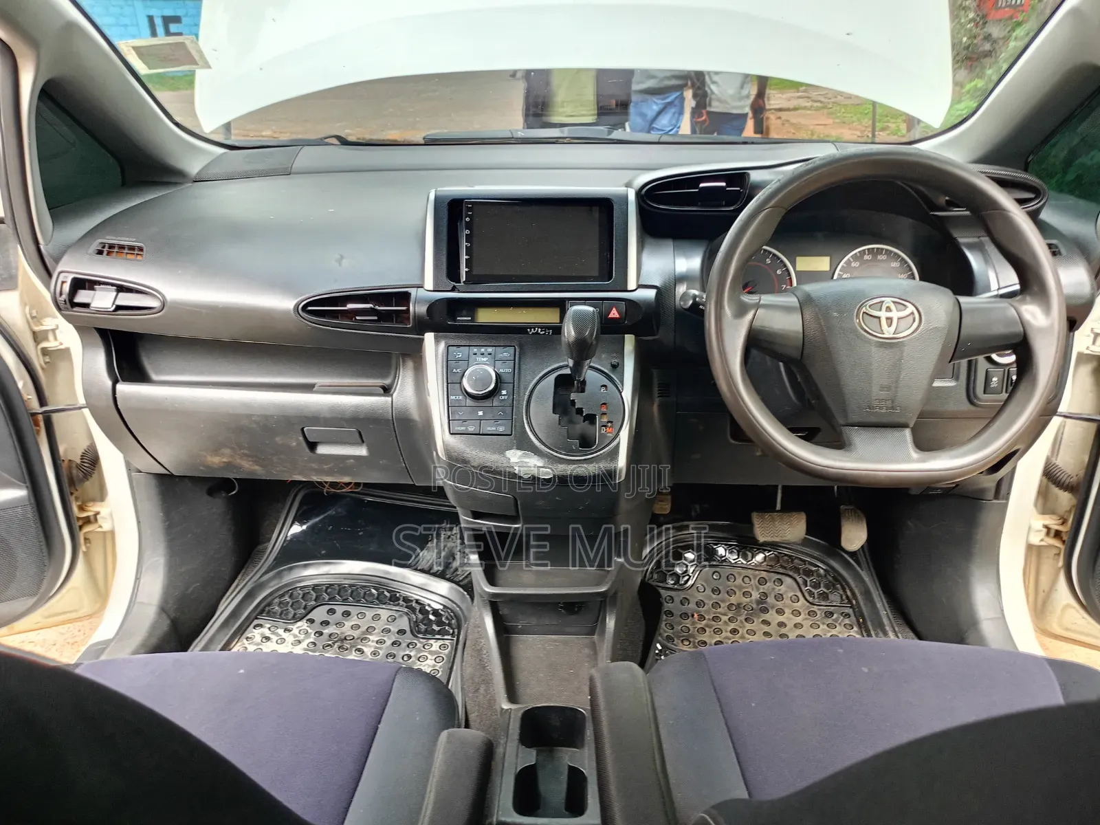 Toyota Wish 2012 White