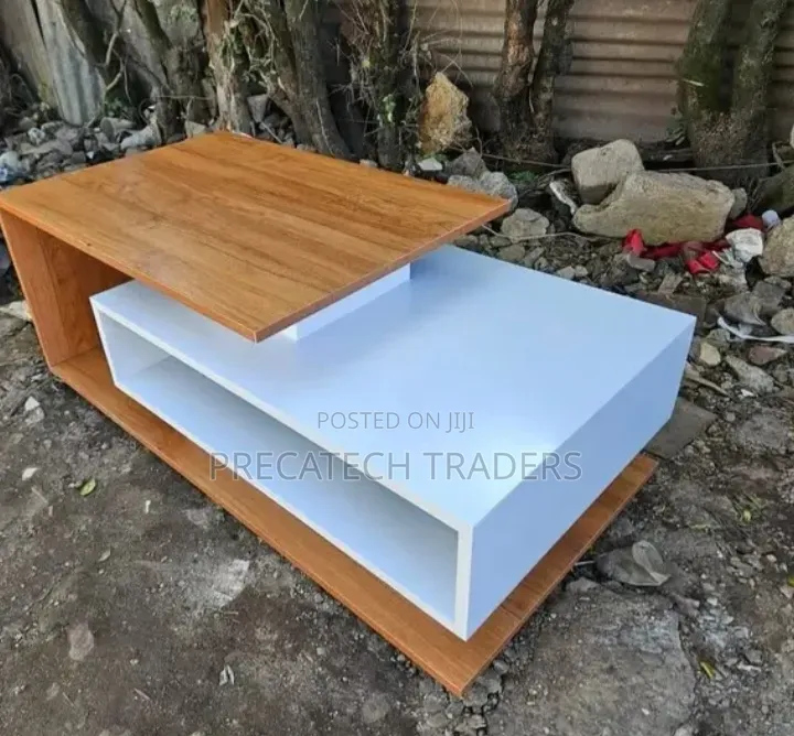 Victoria Modern Coffee Table – Stylish Living Room Table