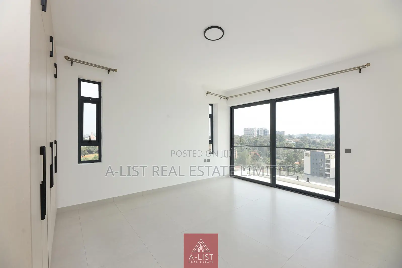 2bdrm Apartment in Parklands/Highridge for sale