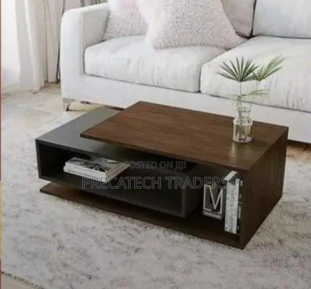 Elegant Victoria Coffee Table for Home Office