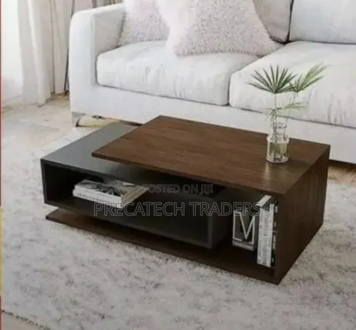 Elegant Victoria Coffee Table for Home Office