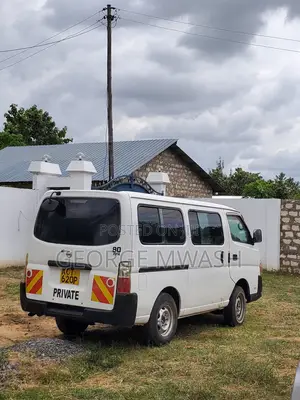 Nissan Caravan 2010 White