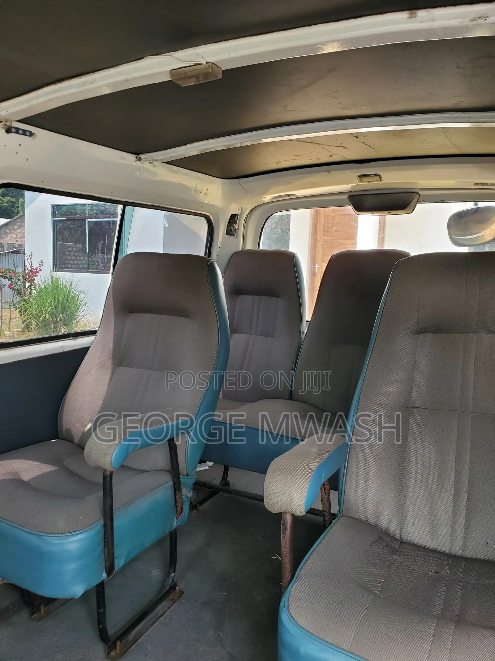 Nissan Caravan 2010 White