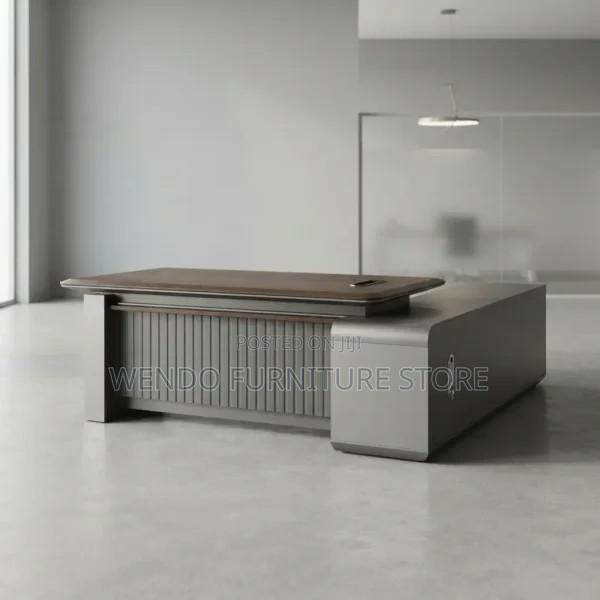 Office Desk; 1.6 Meters Executive CEO Office Main Desk - thumbnail 2