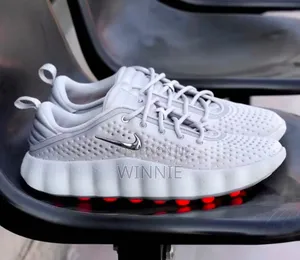 Nike Mind Shoes