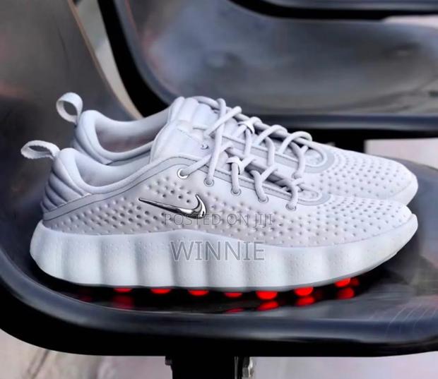 Nike Mind Shoes - thumbnail 2