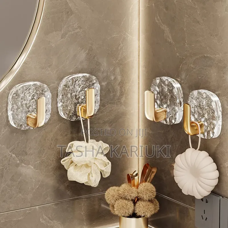 *Set of 5 Golden Acrylic Hooks*