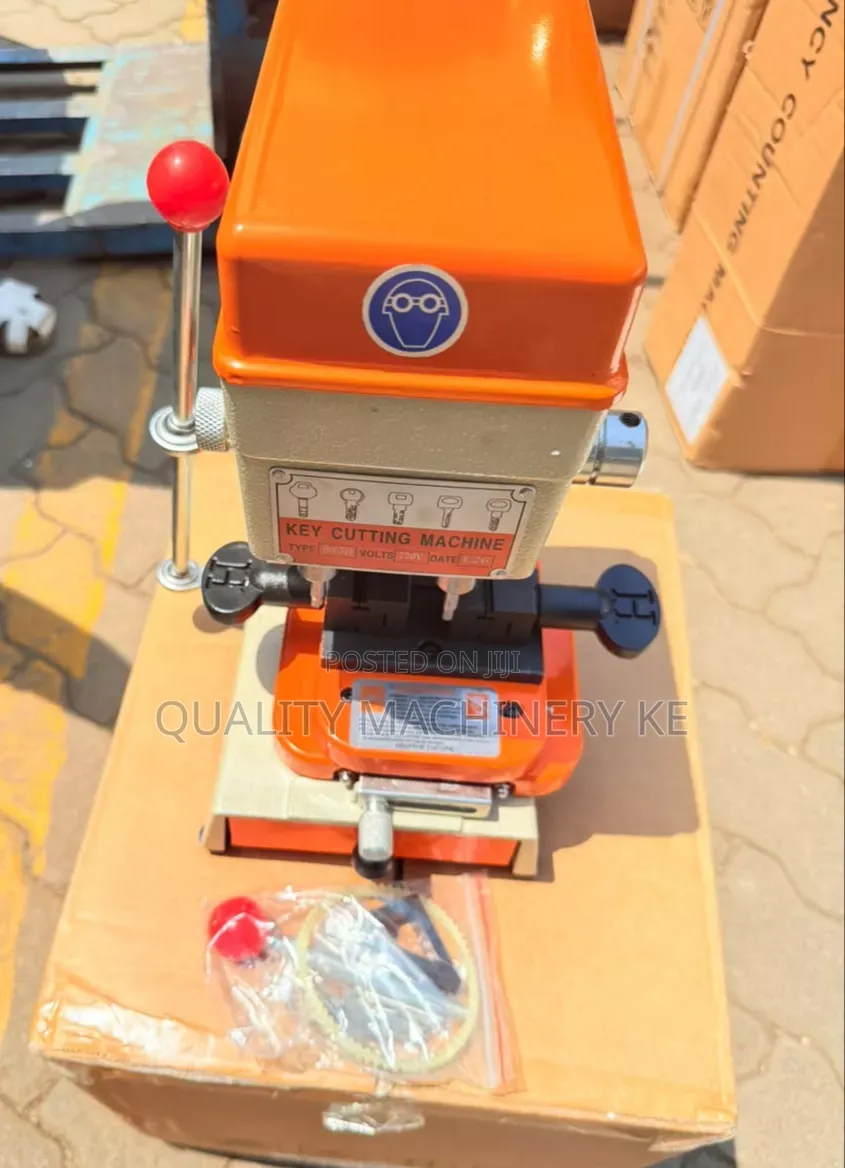 Easy to Use Key Cutting Machine