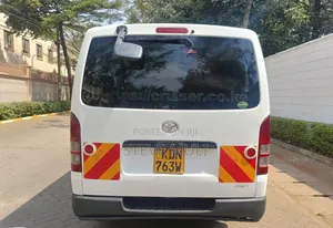Toyota HiAce 2016 White