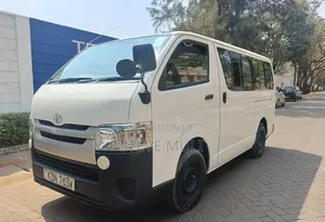 Toyota HiAce 2016 White