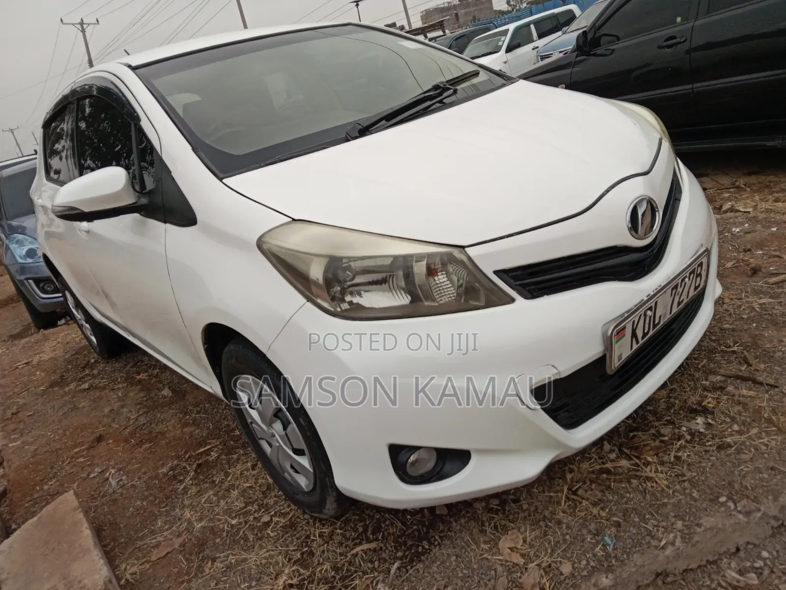 Toyota Vitz 2015 White
