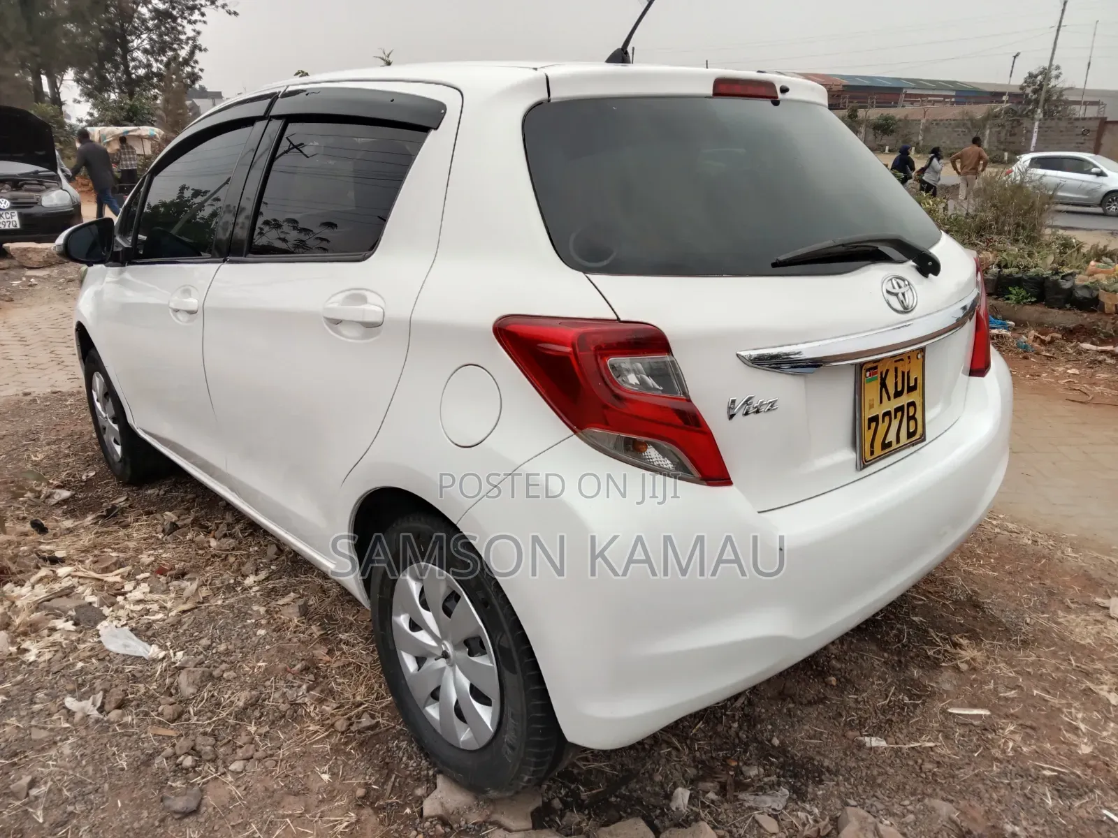 Toyota Vitz 2015 White