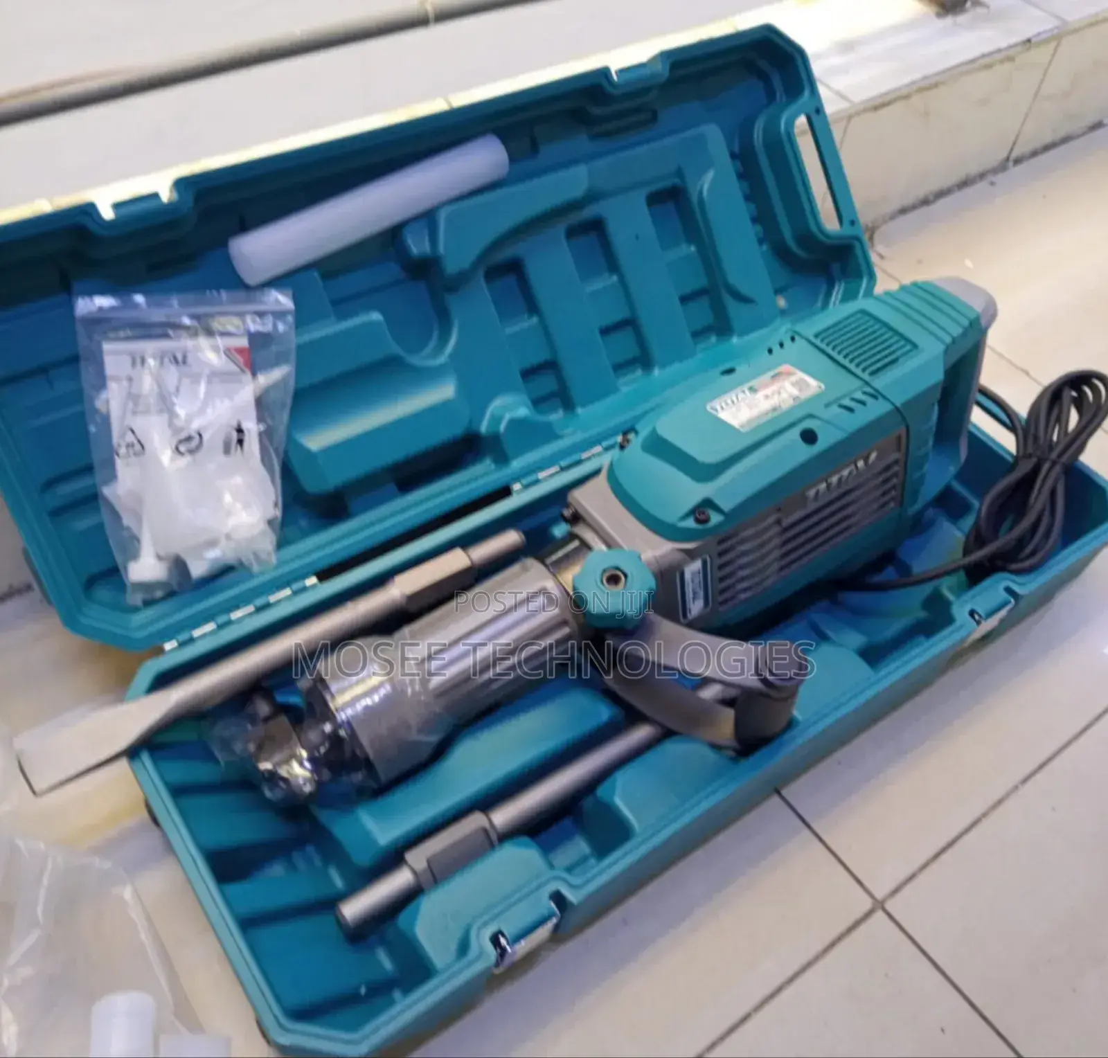 Heavy-Duty Electric Demolition Hammer Kit