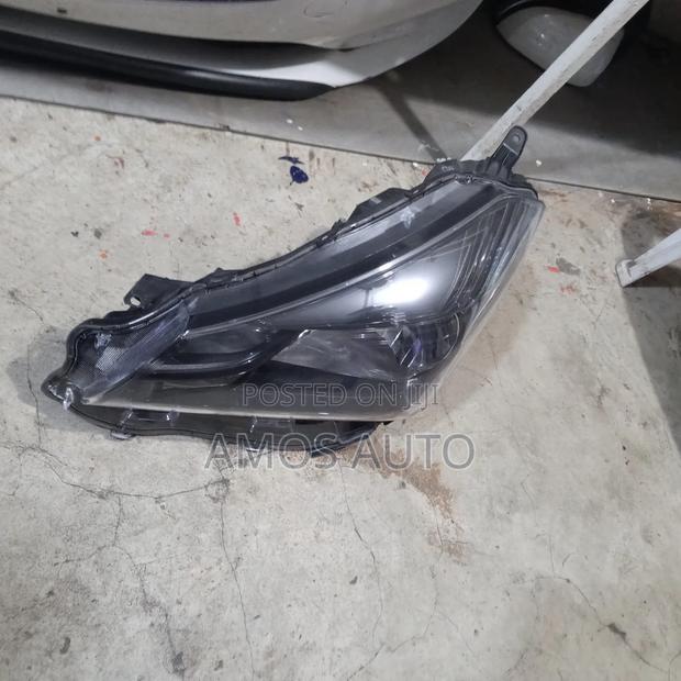 Vitz 2016 Headlight Non Xenon (269)
