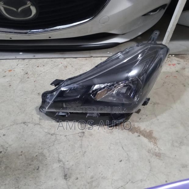 Vitz 2016 Headlight Non Xenon (269) - thumbnail 3