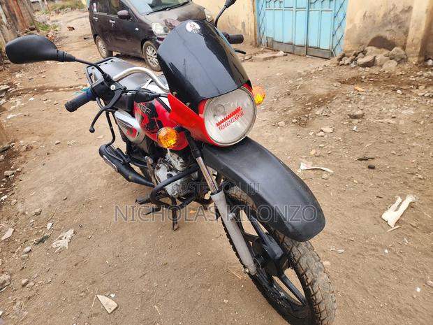 Bajaj Boxer 150 UG 2020 Red - thumbnail 5