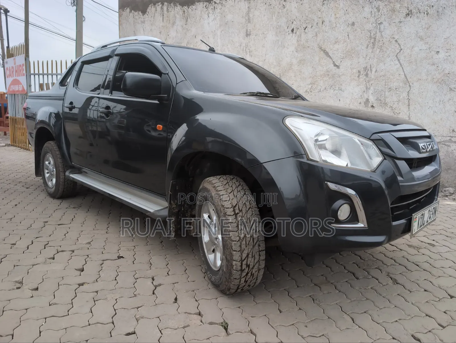 Isuzu D-MAX 2023 Gray