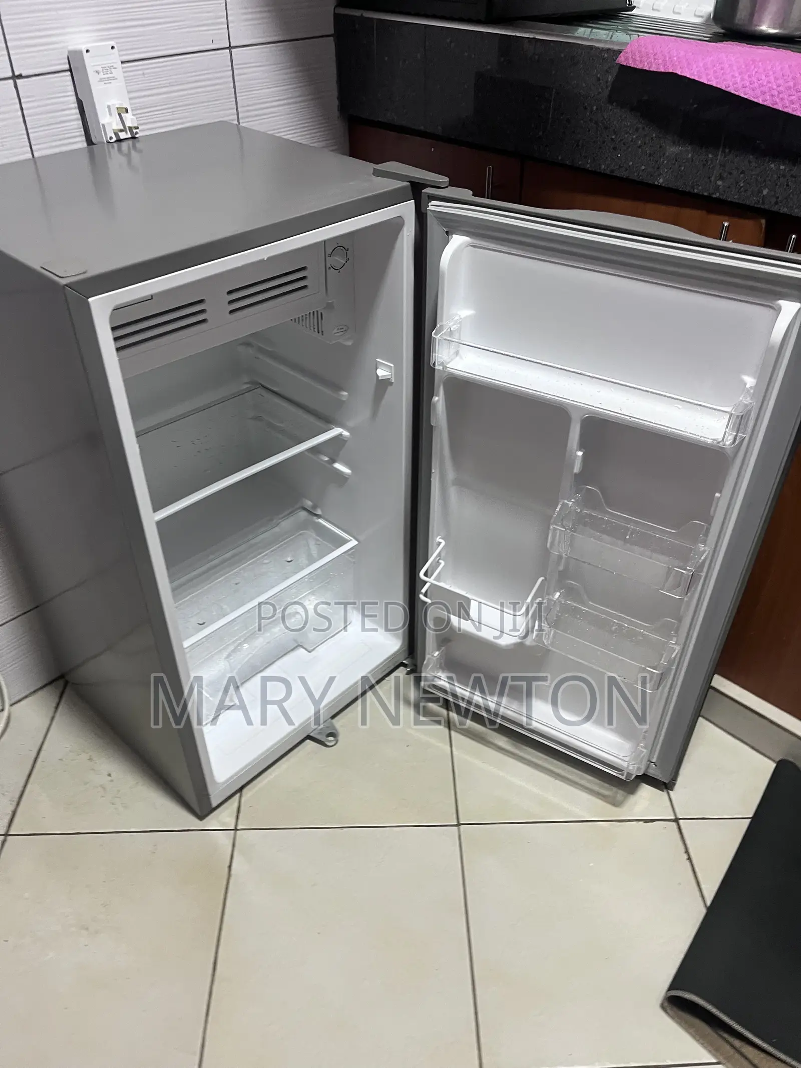 Beko 93L Mini Fridge