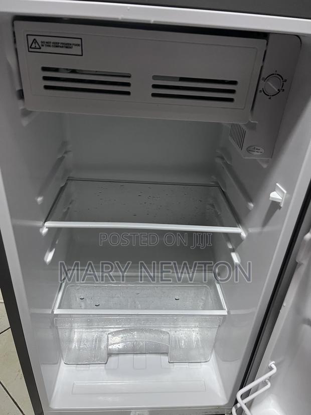 Beko 93L Mini Fridge - thumbnail 7