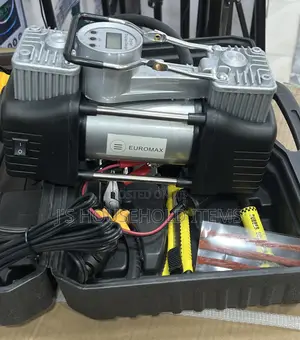 12V Digital Tire Air Compressor