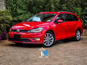 Volkswagen Golf Variant 2019 Red