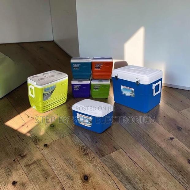 Camping Ready 4.5L,10L,25L,32L,50L Cooler Boxes Wholesale Prices - main view