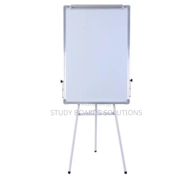 Flipchart Stand (Your Everyday Presentation Partner)