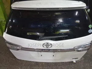 Wish 2018 Boot /Tailgate