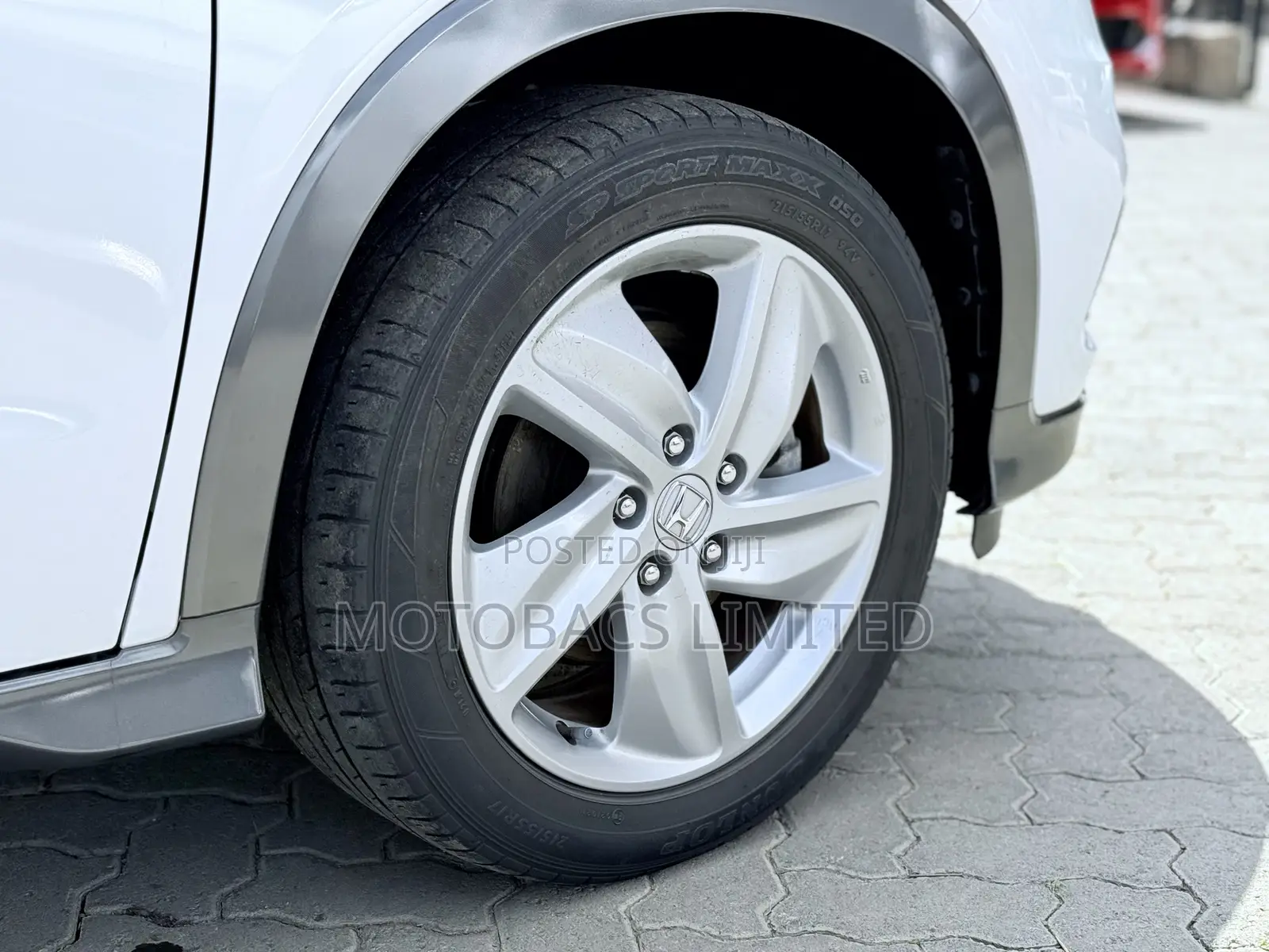 Honda Vezel 1.5 Hybrid 2WD 2019 Pearl