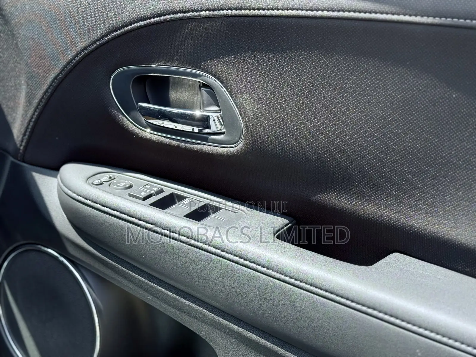 Honda Vezel 1.5 Hybrid 2WD 2019 Pearl