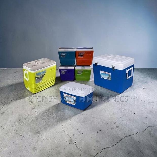 Freshness-Preserving 4.5L,10L,25L,32L,50L Cooler Boxes Wholesale Price