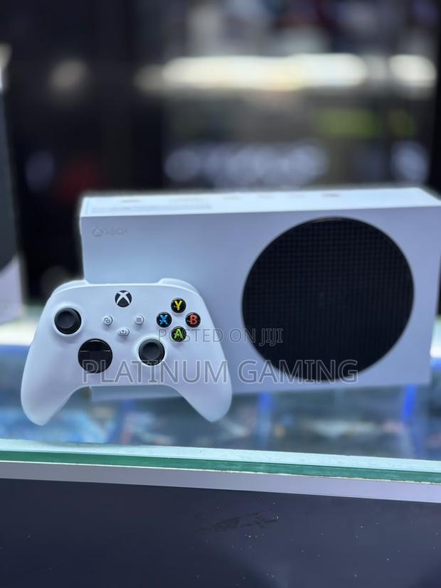 Xbox Series S 512gb - main view